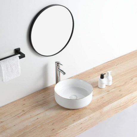 Lavabo blanco mate borde dorado sobre encimera cerámico MENDOZA Ø 36 cm - Entorno baño