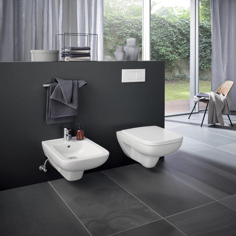 Geberit Renova Plan WC-Sitz, eckiges Design, Befestigung von oben, mit Absenkautomatik, Quick release, für 500.378.01.1